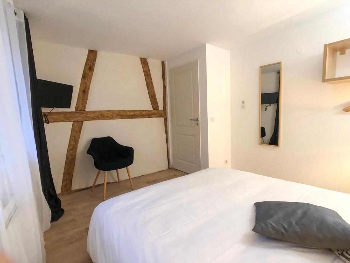 Beauty & The Beast - Old Town Cosy Apartments Colmar Exteriör bild